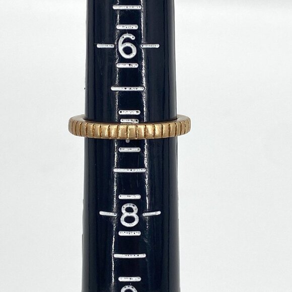 Gold Tone Metal Grooved Minimalist Ring Size 7 - Picture 3 of 3